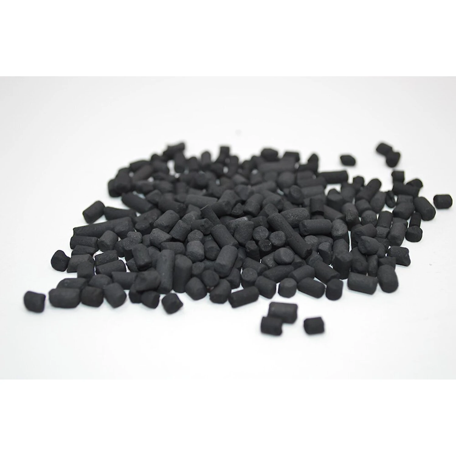 Cobalt Aquatics Long Lasting Pelletized Carbon 6 Cobalt Aquatics Long Lasting Pelletized Carbon - Image 4