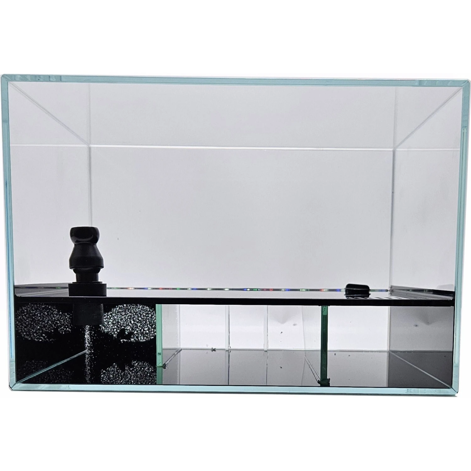 Lifegard CRYSTAL Beveled Edge Low Iron Aquarium With Built In Back Filter, 5-mm 10 Lifegard CRYSTAL Beveled Edge Low Iron Aquarium With Built In Back Filter, 5-mm - Image 8